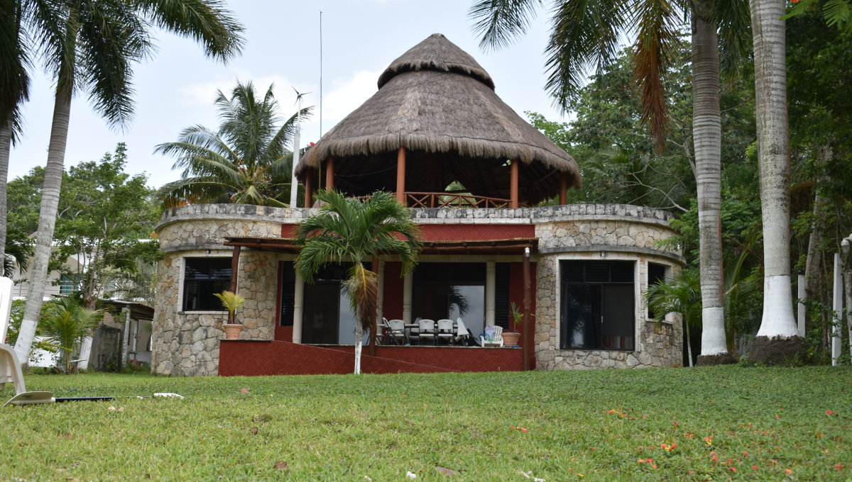 CASA FRENTE A LA LAGUNA DE BACALAR - Buy Bacalar